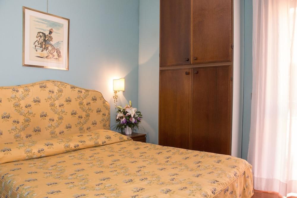 Hotel Ponte Bianco Rome Exterior photo